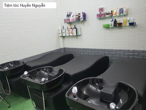 Hình ảnh Tiệm tóc Huyền Nguyễn